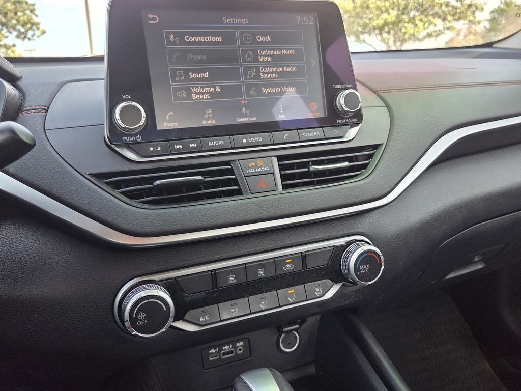 2021 Nissan Altima 2.5 SR