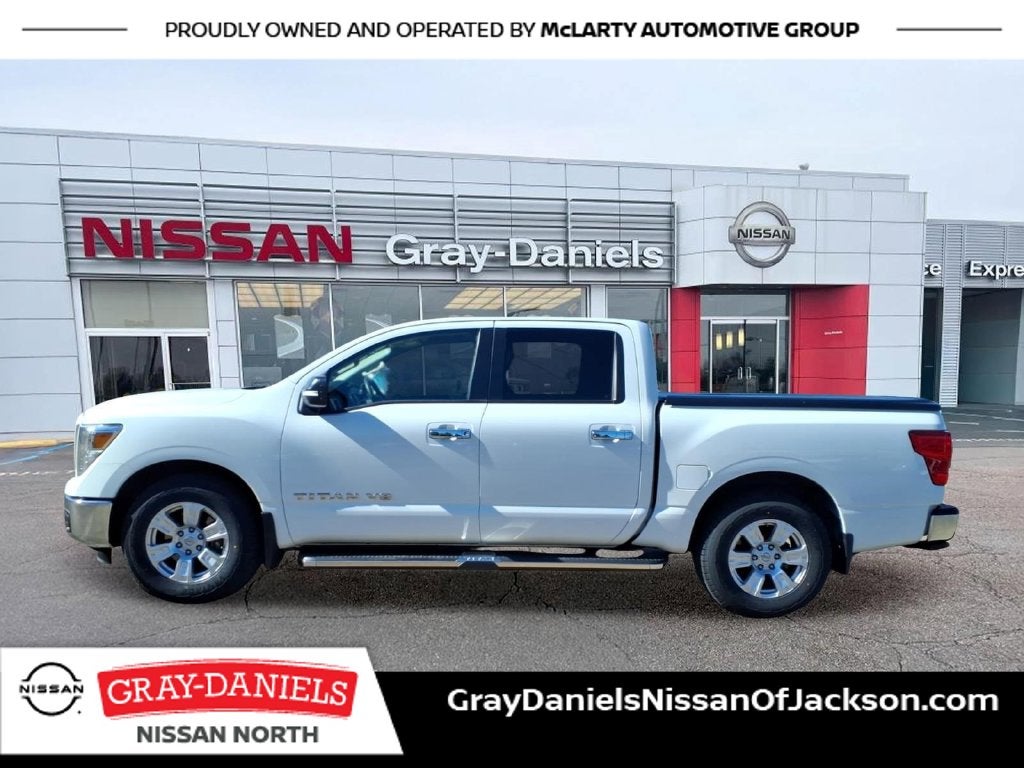 2019 Nissan Titan SV