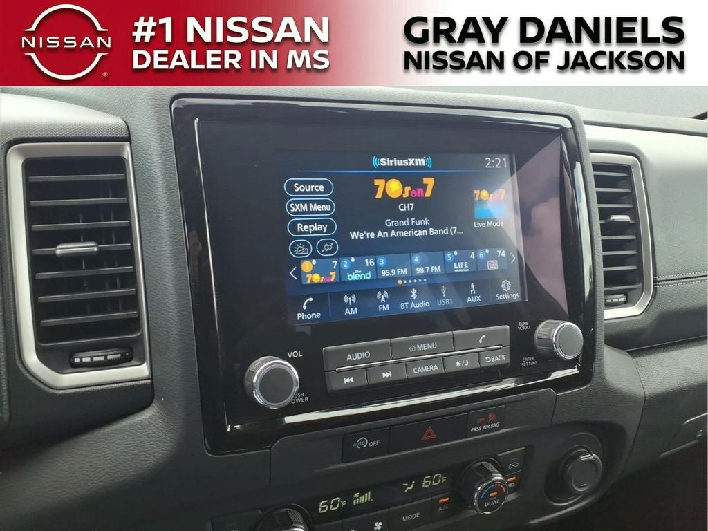2024 Nissan Frontier SL