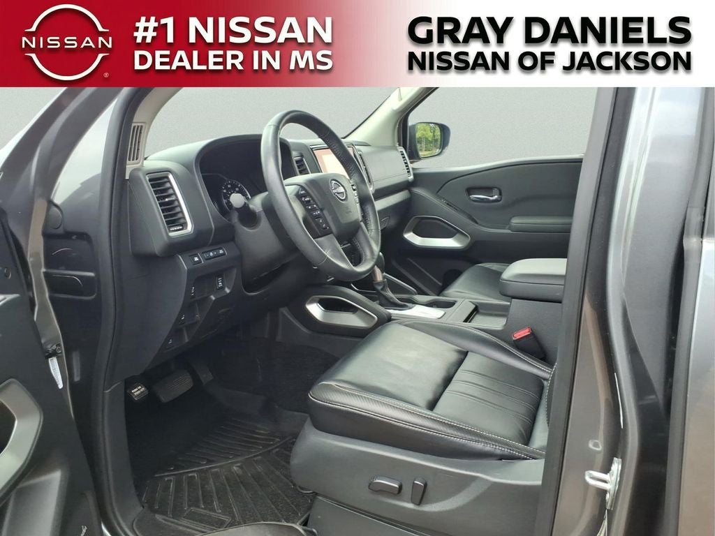 2024 Nissan Frontier SL