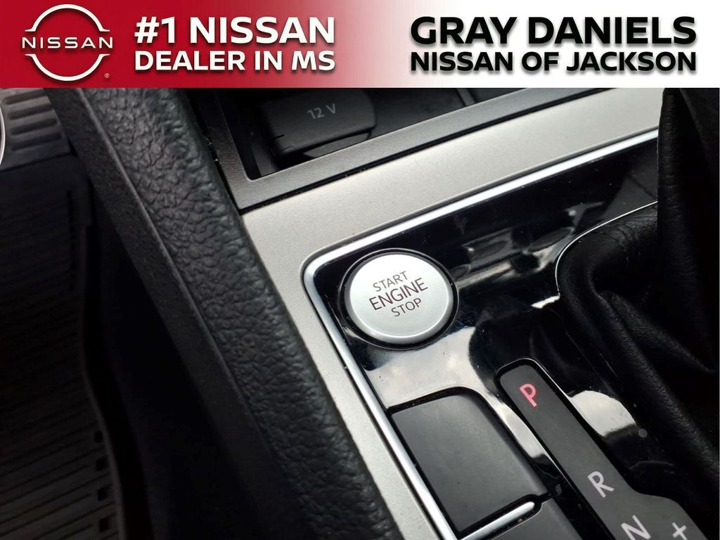 2020 Volkswagen Passat 2.0T R-Line