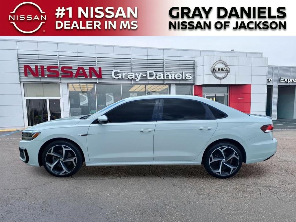 2020 Volkswagen Passat 2.0T R-Line