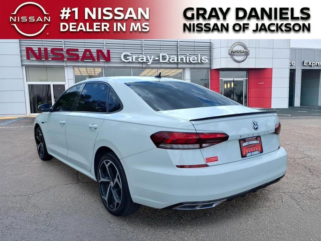 2020 Volkswagen Passat 2.0T R-Line