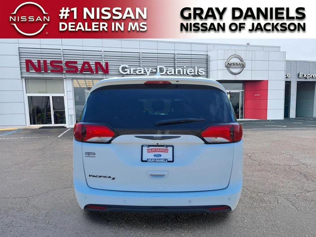 2020 Chrysler Pacifica Touring L Plus