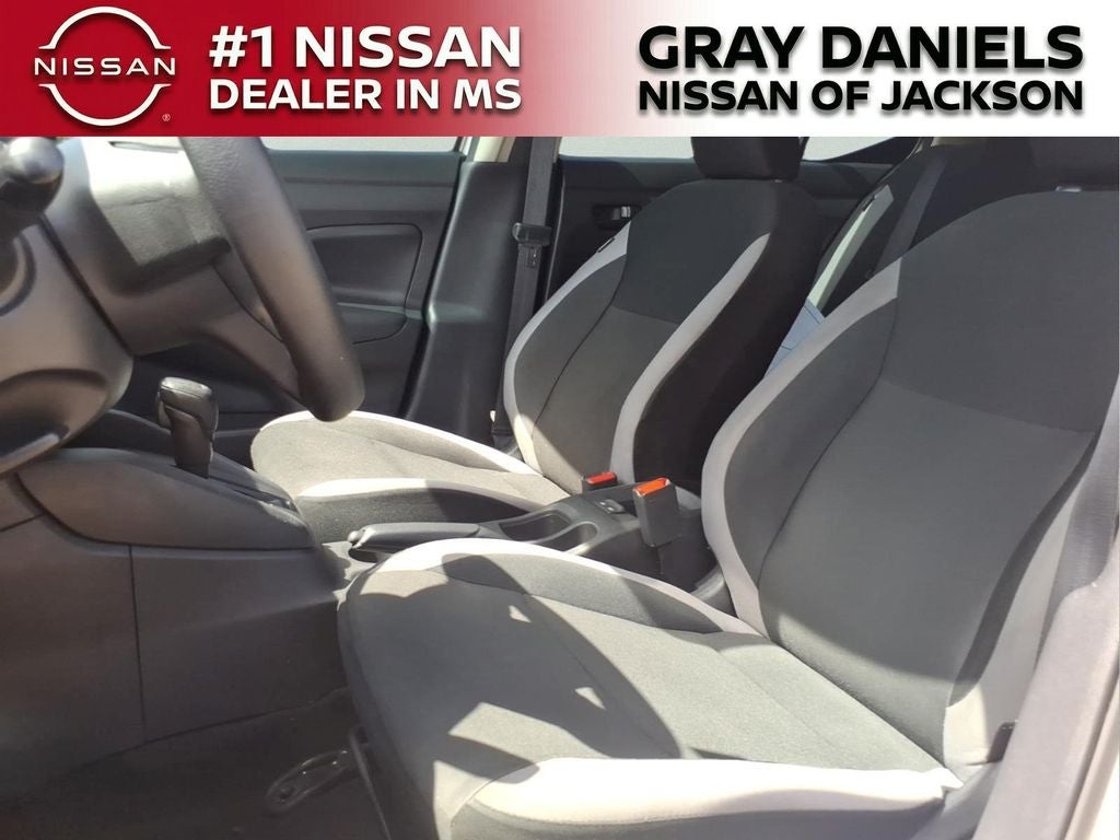 2025 Nissan Versa 1.6 S