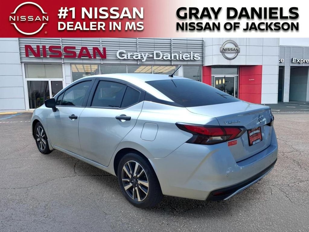 2025 Nissan Versa 1.6 S