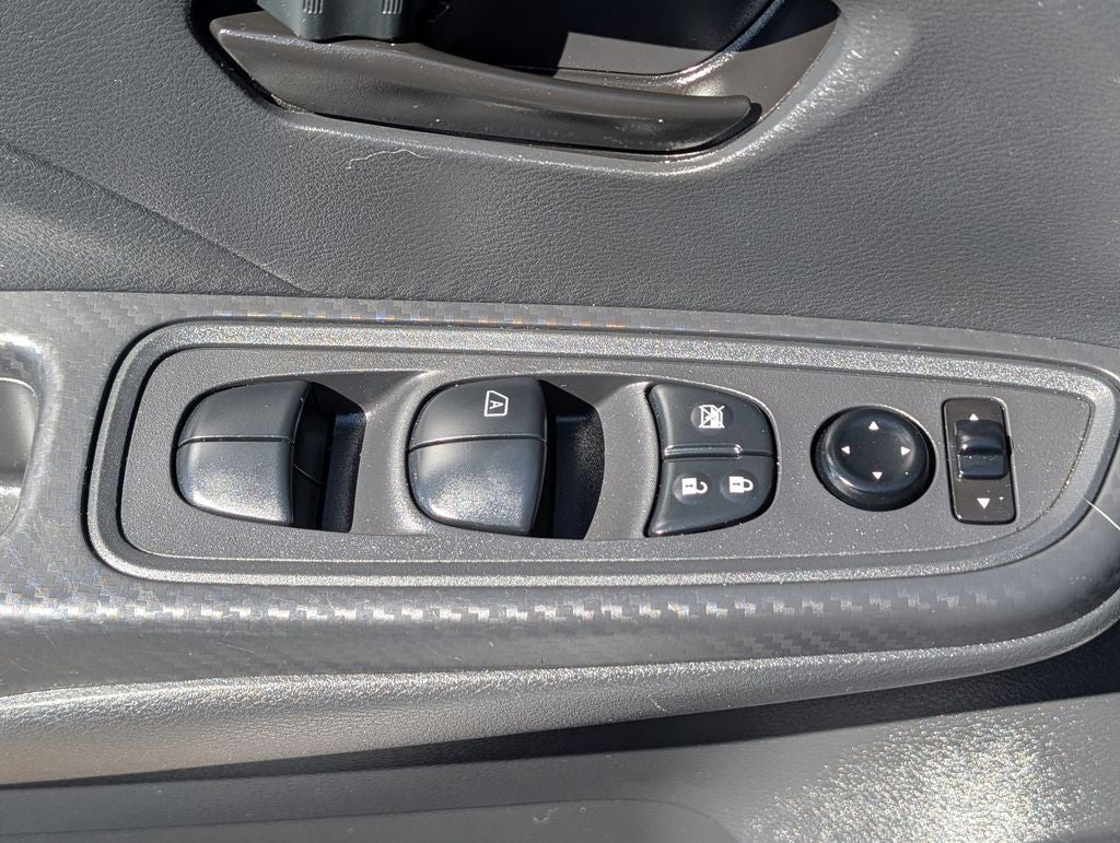 2021 Nissan Versa 1.6 S