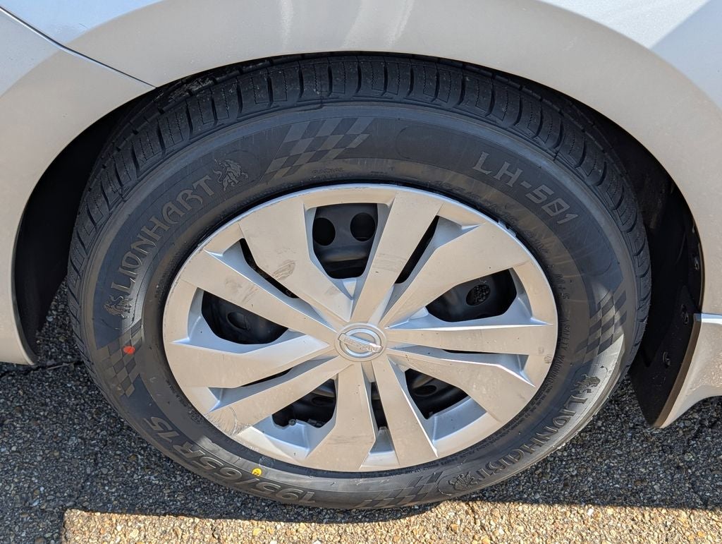 2021 Nissan Versa 1.6 S