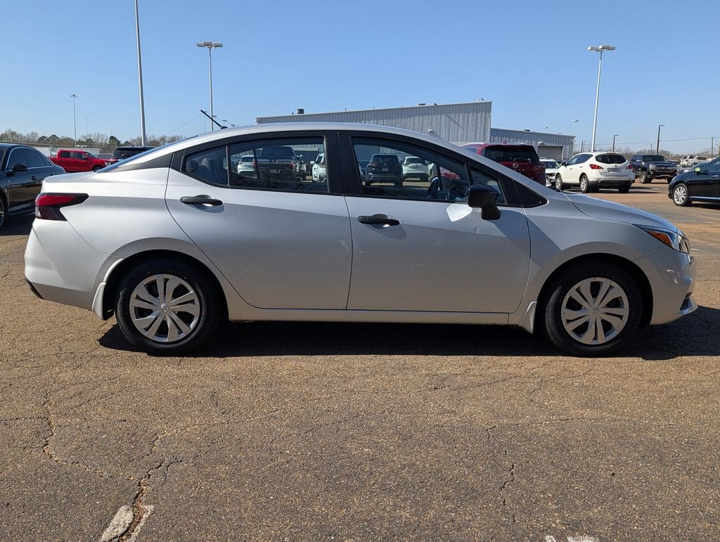 2021 Nissan Versa 1.6 S