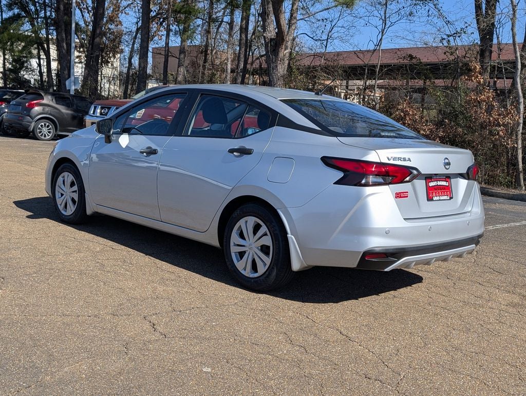 2021 Nissan Versa 1.6 S