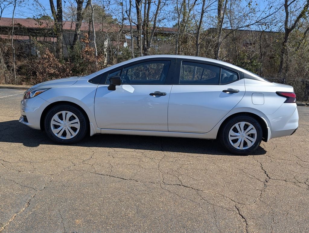 2021 Nissan Versa 1.6 S