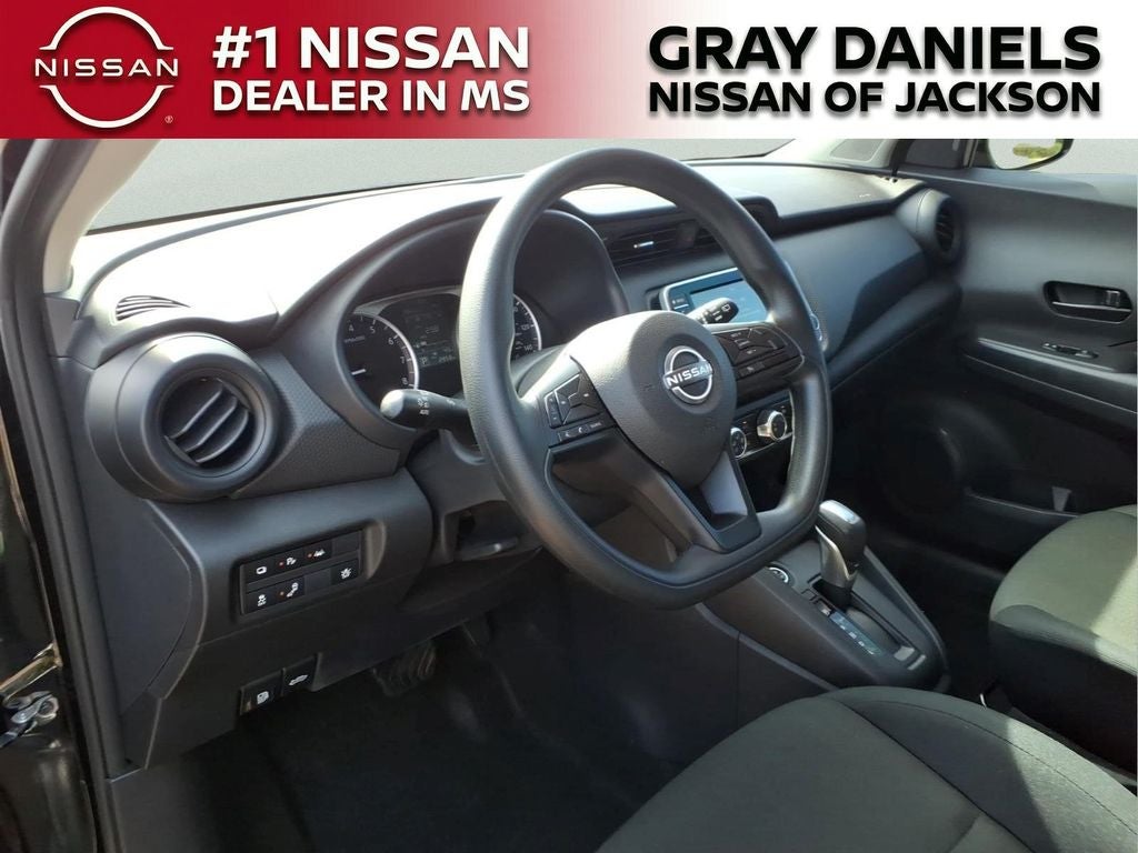 2025 Nissan Kicks Play S