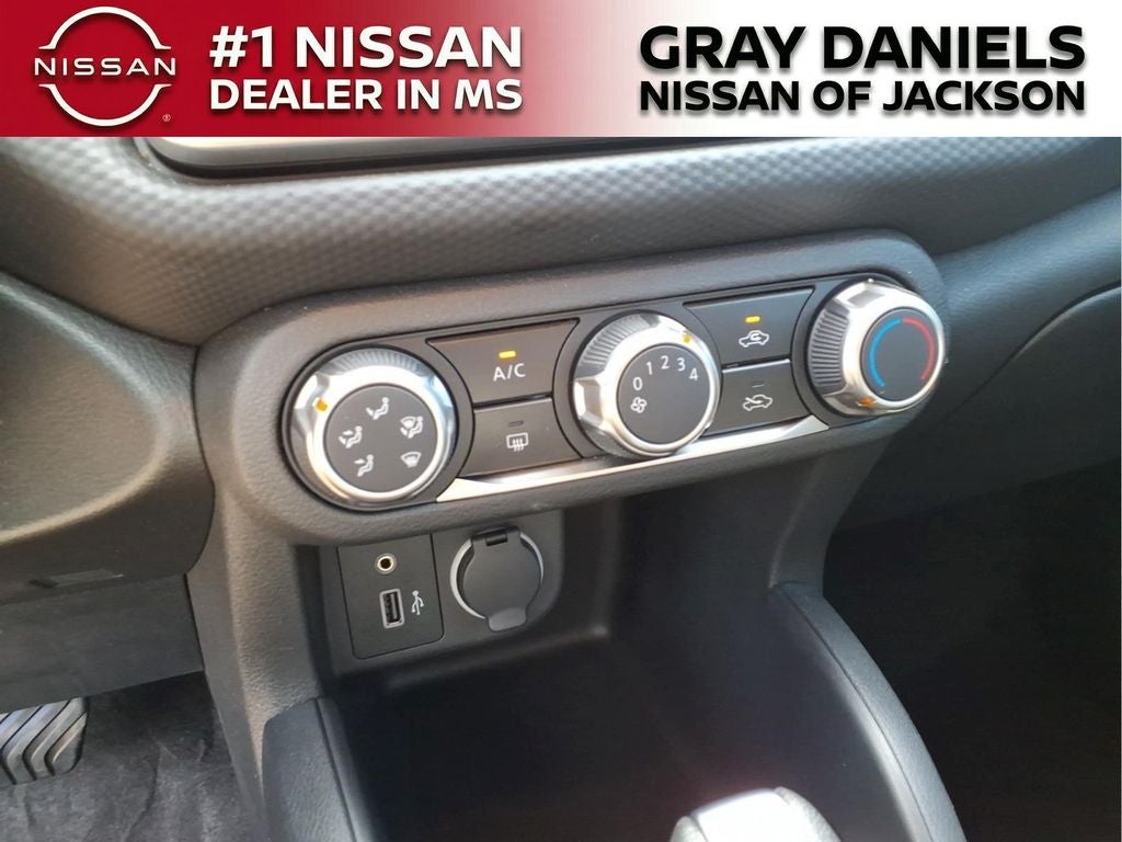 2025 Nissan Kicks Play S