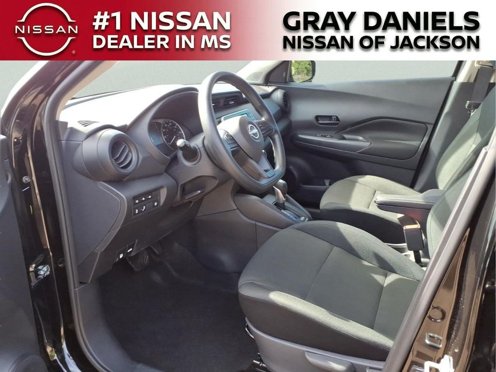 2025 Nissan Kicks Play S