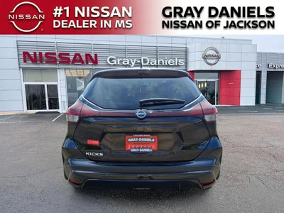 2025 Nissan Kicks Play S
