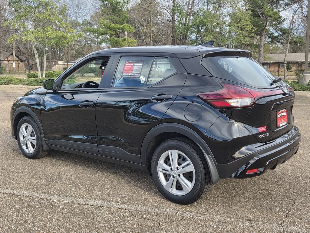 2025 Nissan Kicks Play S