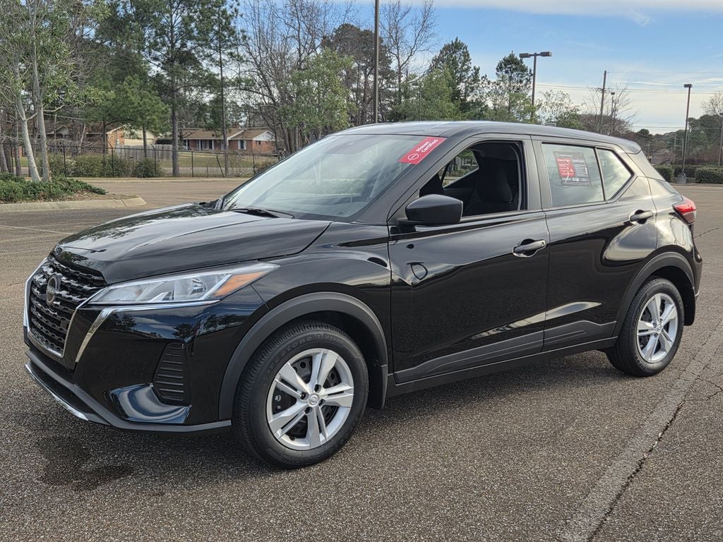 2025 Nissan Kicks Play S