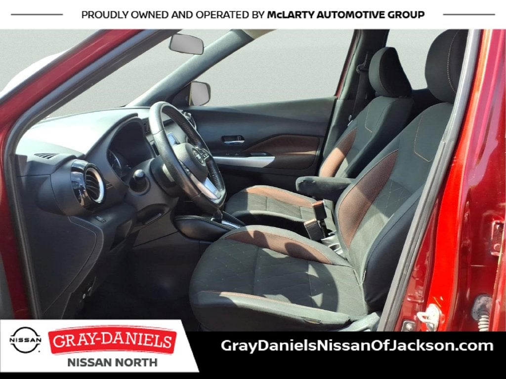 2019 Nissan Kicks SR
