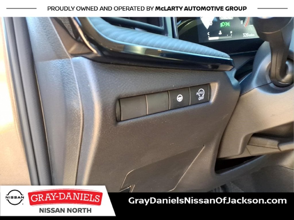 2027 Nissan Kicks SR