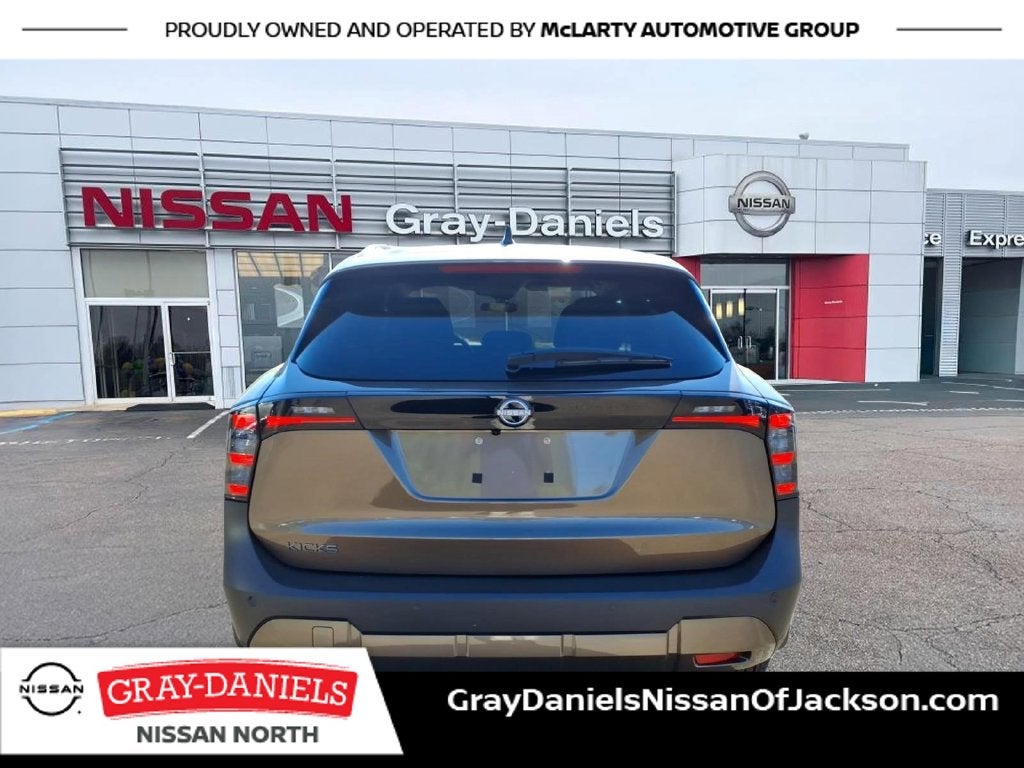 2027 Nissan Kicks SR