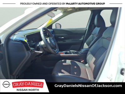 2025 Nissan Kicks SR