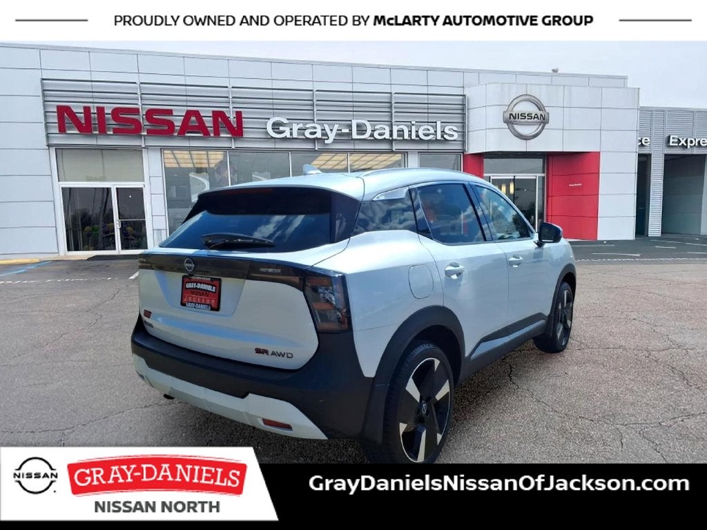 2025 Nissan Kicks SR