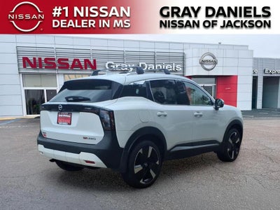 2025 Nissan Kicks SR