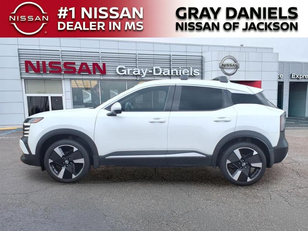 2025 Nissan Kicks SR
