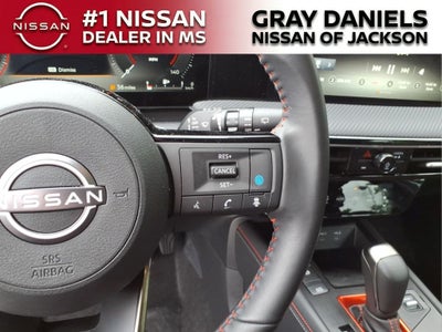 2025 Nissan Kicks SR