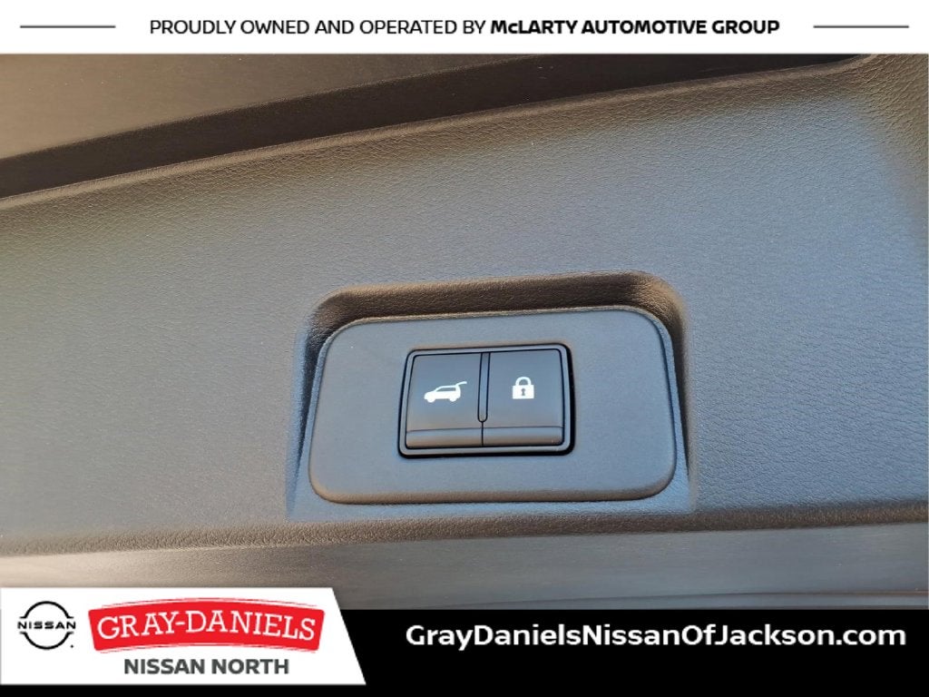 2025 Nissan Rogue Rock Creek