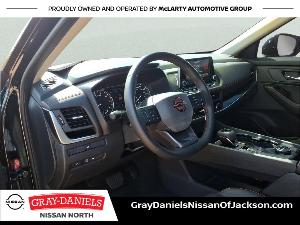 2025 Nissan Rogue Rock Creek