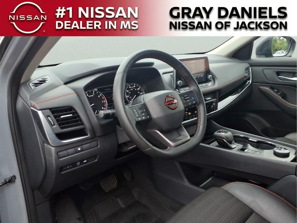2025 Nissan Rogue Rock Creek