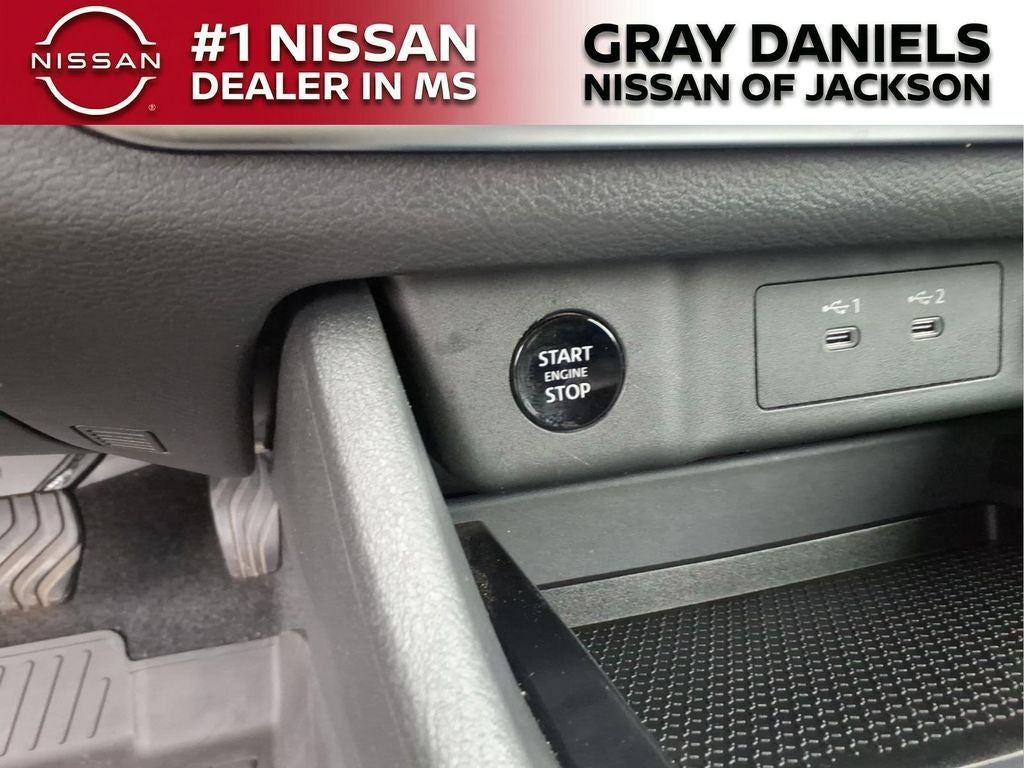 2025 Nissan Rogue Rock Creek