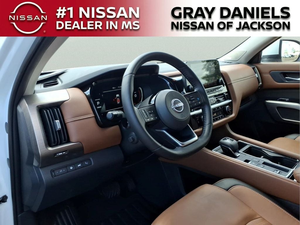 2025 Nissan Pathfinder Platinum