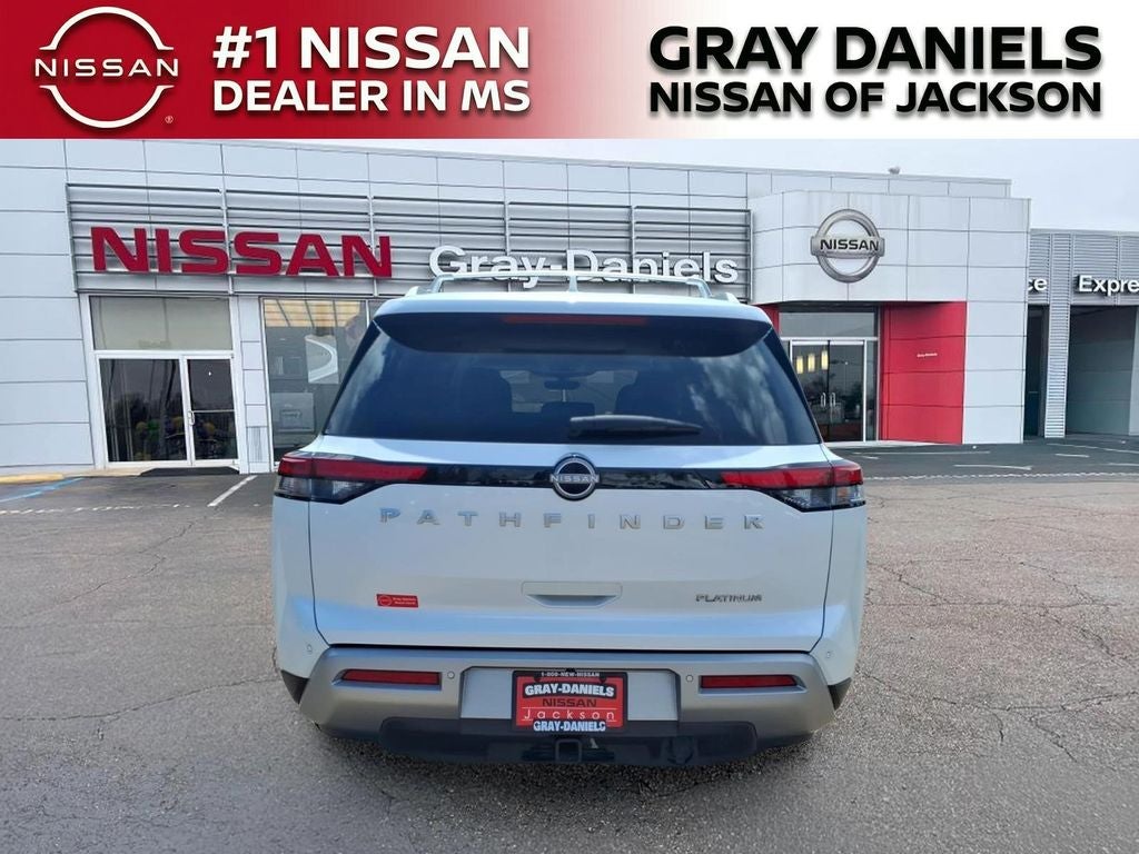 2025 Nissan Pathfinder Platinum