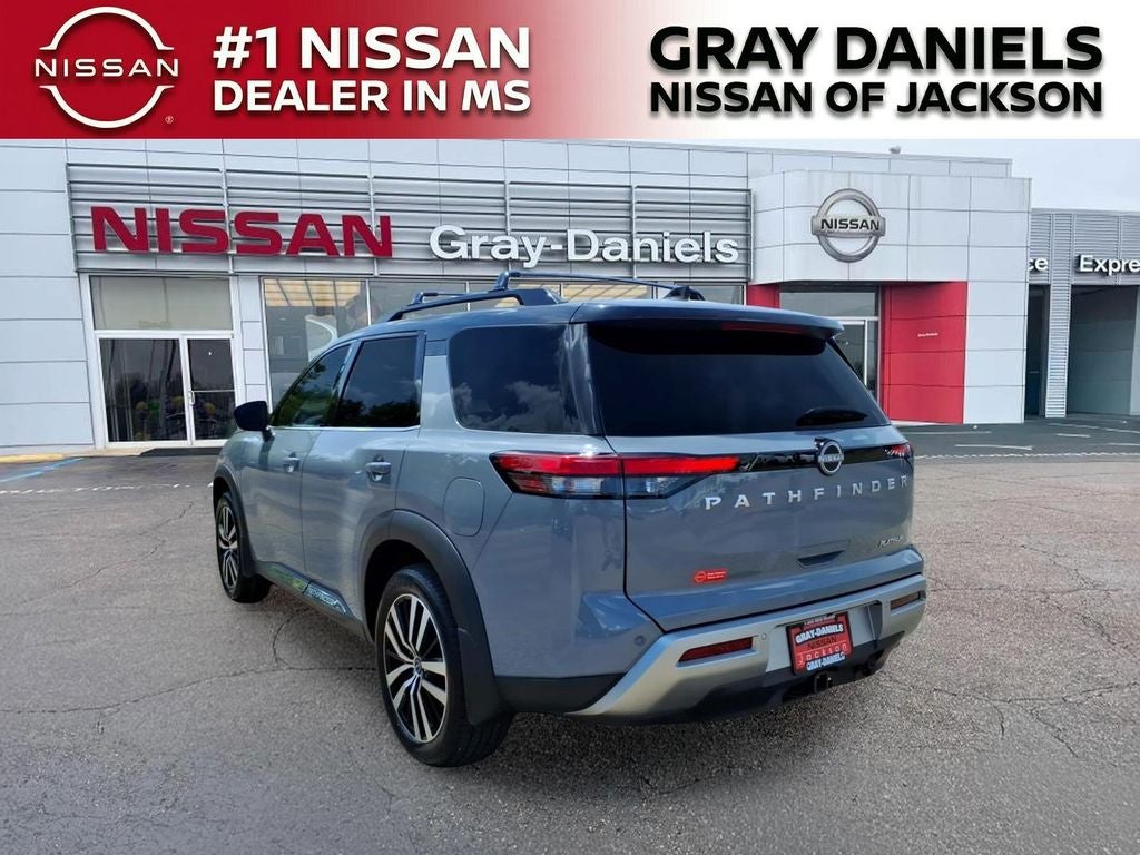 2025 Nissan Pathfinder Platinum