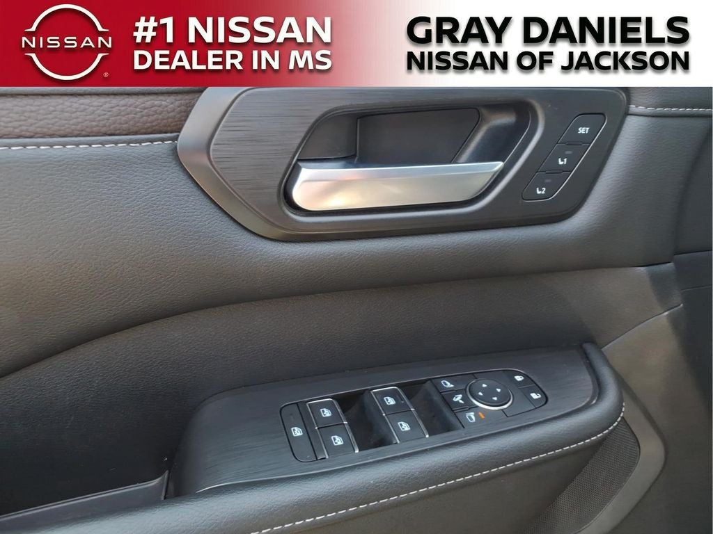 2025 Nissan Armada SL