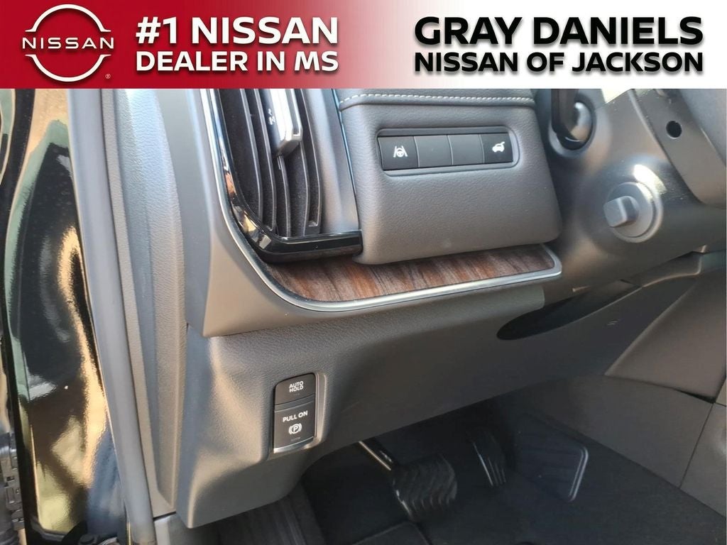 2025 Nissan Armada SL