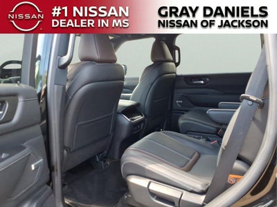 2025 Nissan Armada SL