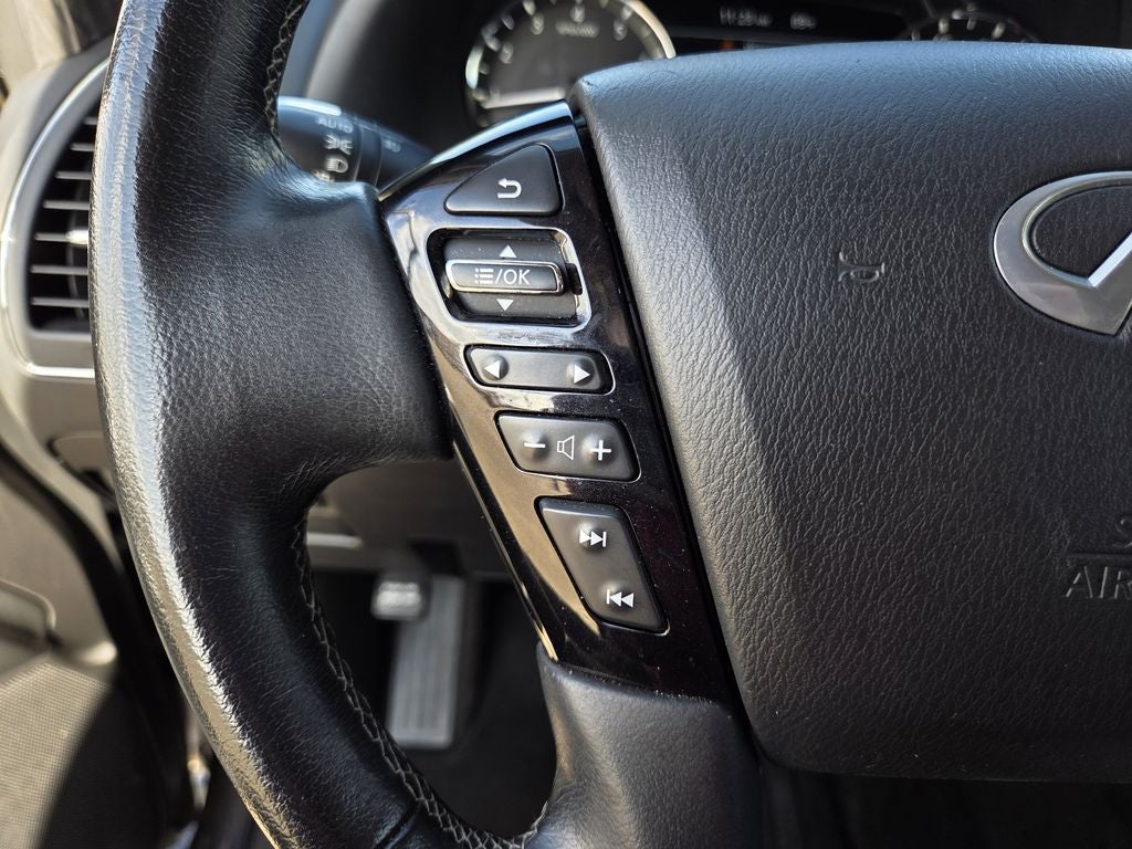 2024 INFINITI QX80 LUXE