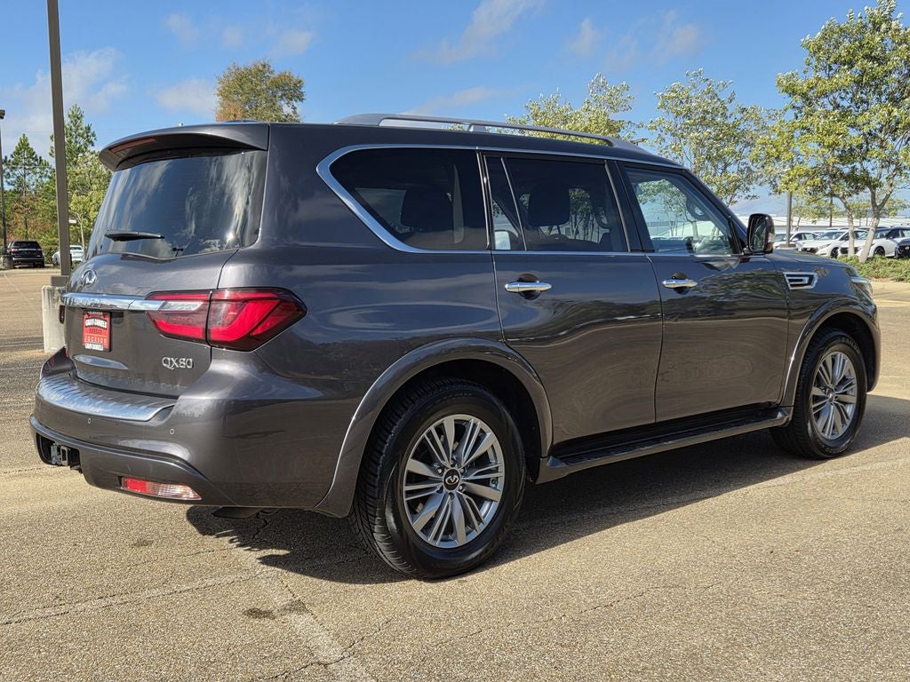 2024 INFINITI QX80 LUXE