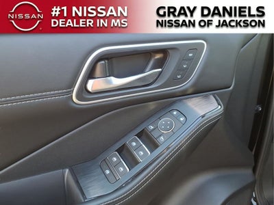 2025 Nissan Rogue Platinum