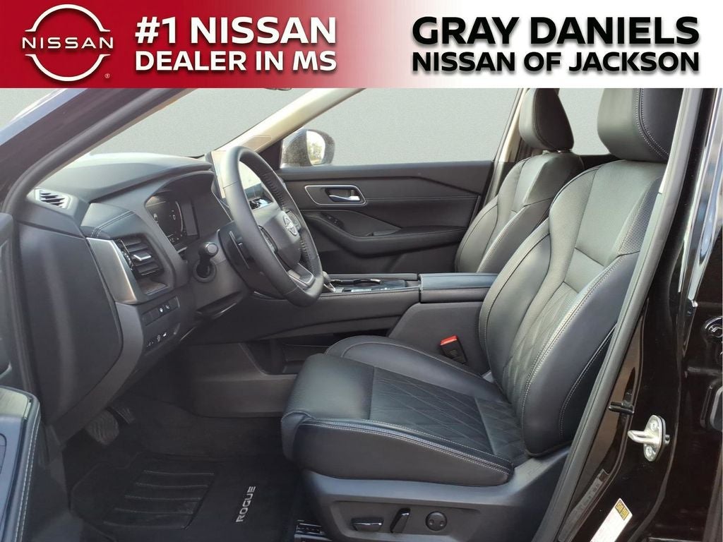 2025 Nissan Rogue Platinum