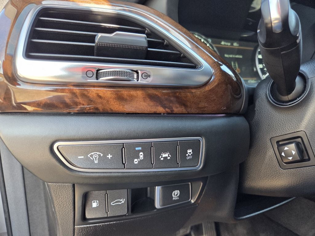 2018 Genesis G90 3.3T Premium