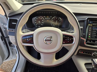 2020 Volvo XC90 T5 Momentum