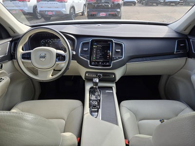 2020 Volvo XC90 T5 Momentum