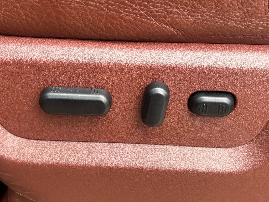 2011 Ford F-350SD King Ranch DRW