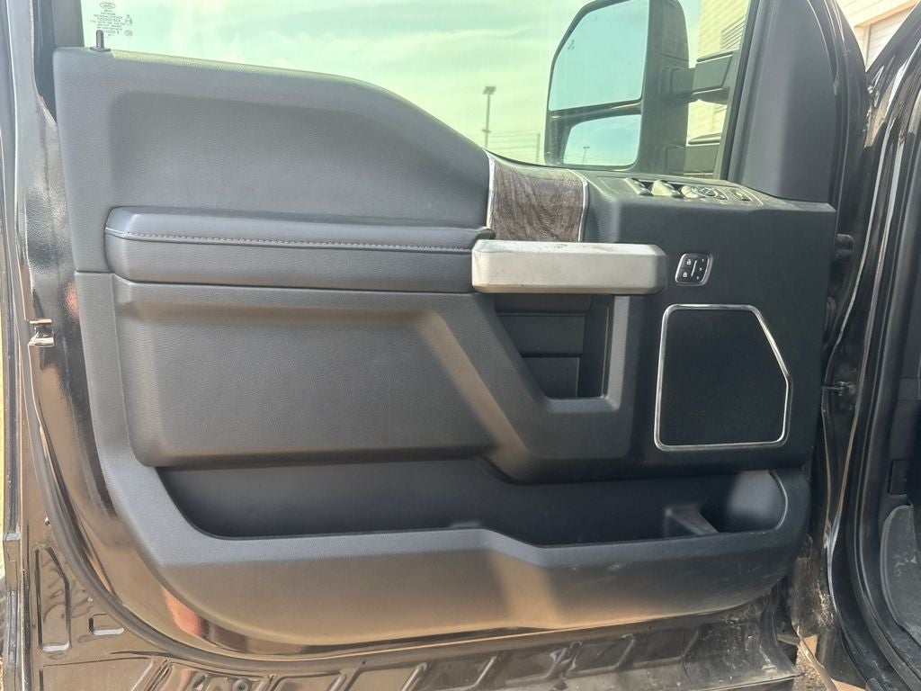 2019 Ford F-350SD Lariat DRW