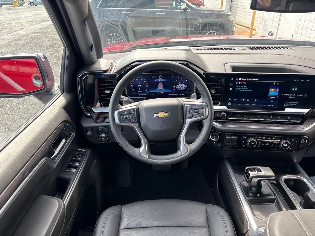 2025 Chevrolet Silverado 1500 LTZ