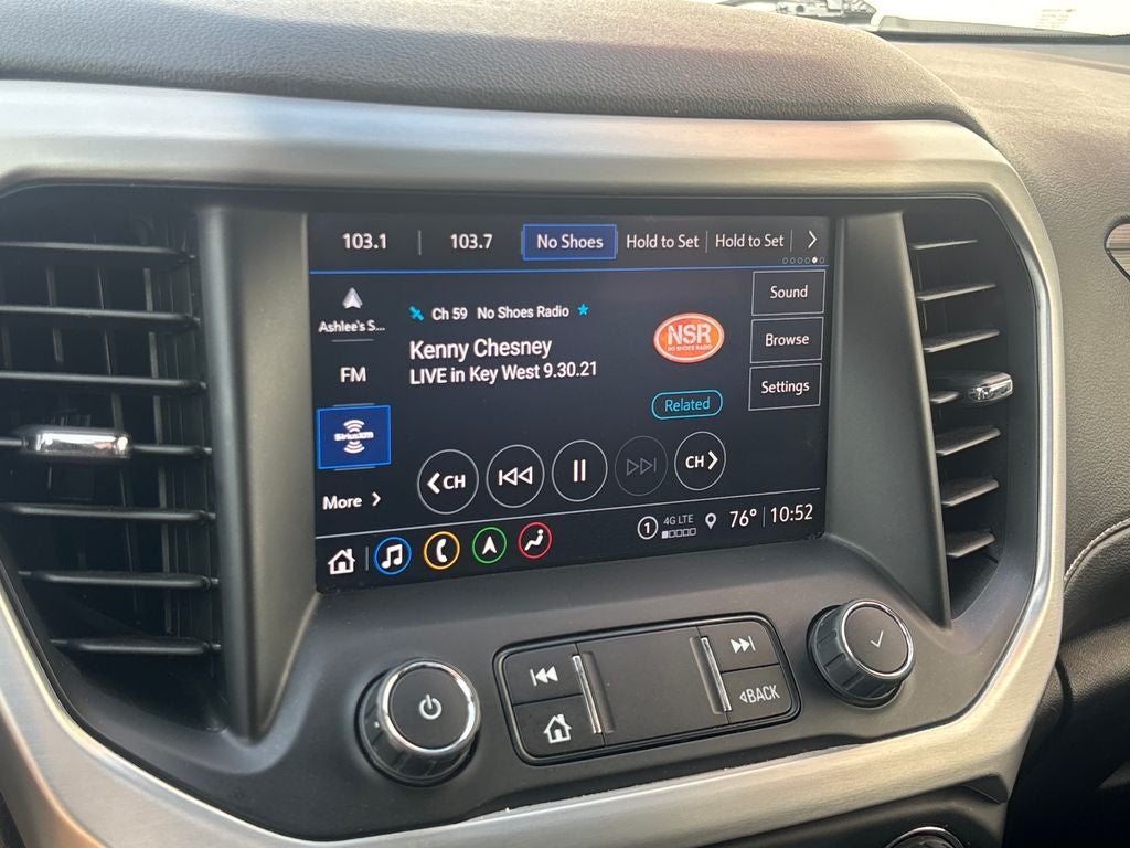 2023 GMC Acadia SLT